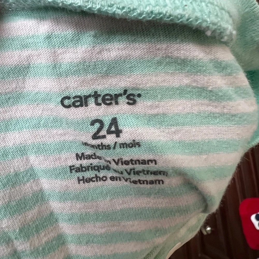 Carter’s 24M light Blue/Green and White Striped Short Sleeve Top with Rainbow